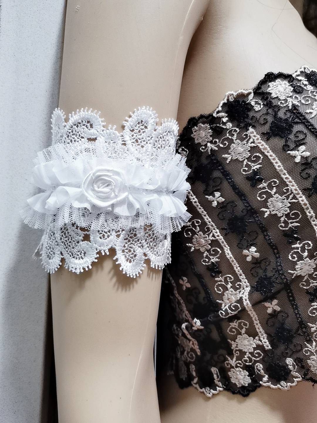 2026年欧美新款蕾丝手臂带臂环手工玫瑰花臂饰婚纱礼服配饰品女