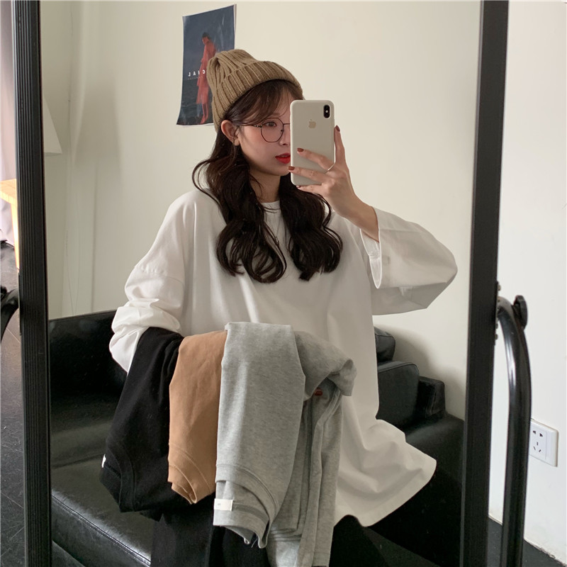 Real shot real price ~ Korean solid color split loose medium length T-shirt with long sleeve base