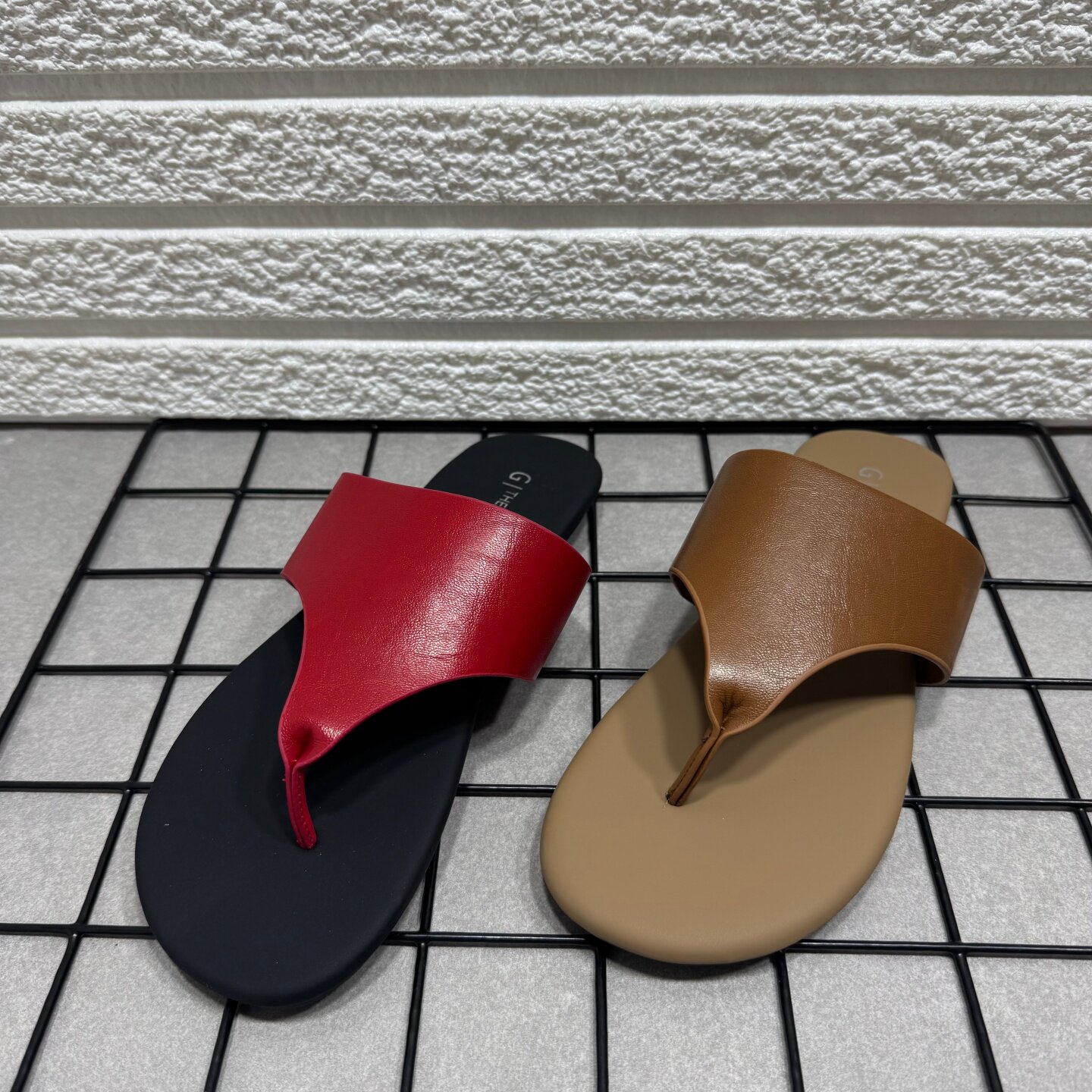 撤柜处理法式软底夹脚趾人字拖鞋女夏外穿休闲沙滩度假时尚凉拖鞋