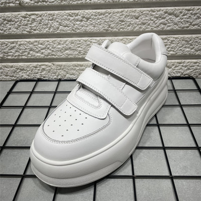 断码处理真皮魔术贴小白鞋女