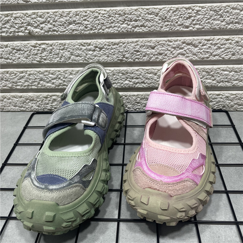 断码处理复古镂空老爹凉鞋女
