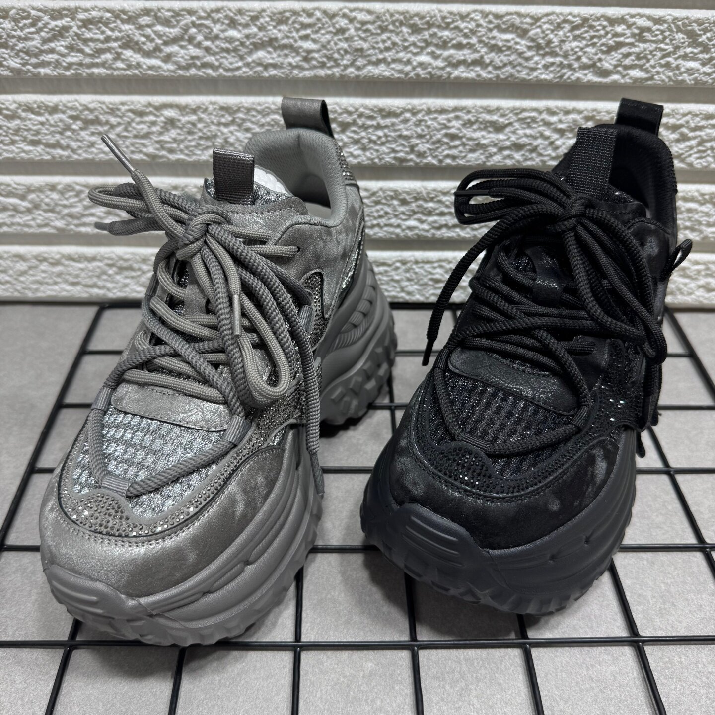 撤柜处理网面水钻内增高老爹鞋女春秋款厚底高跟小个子运动休闲鞋