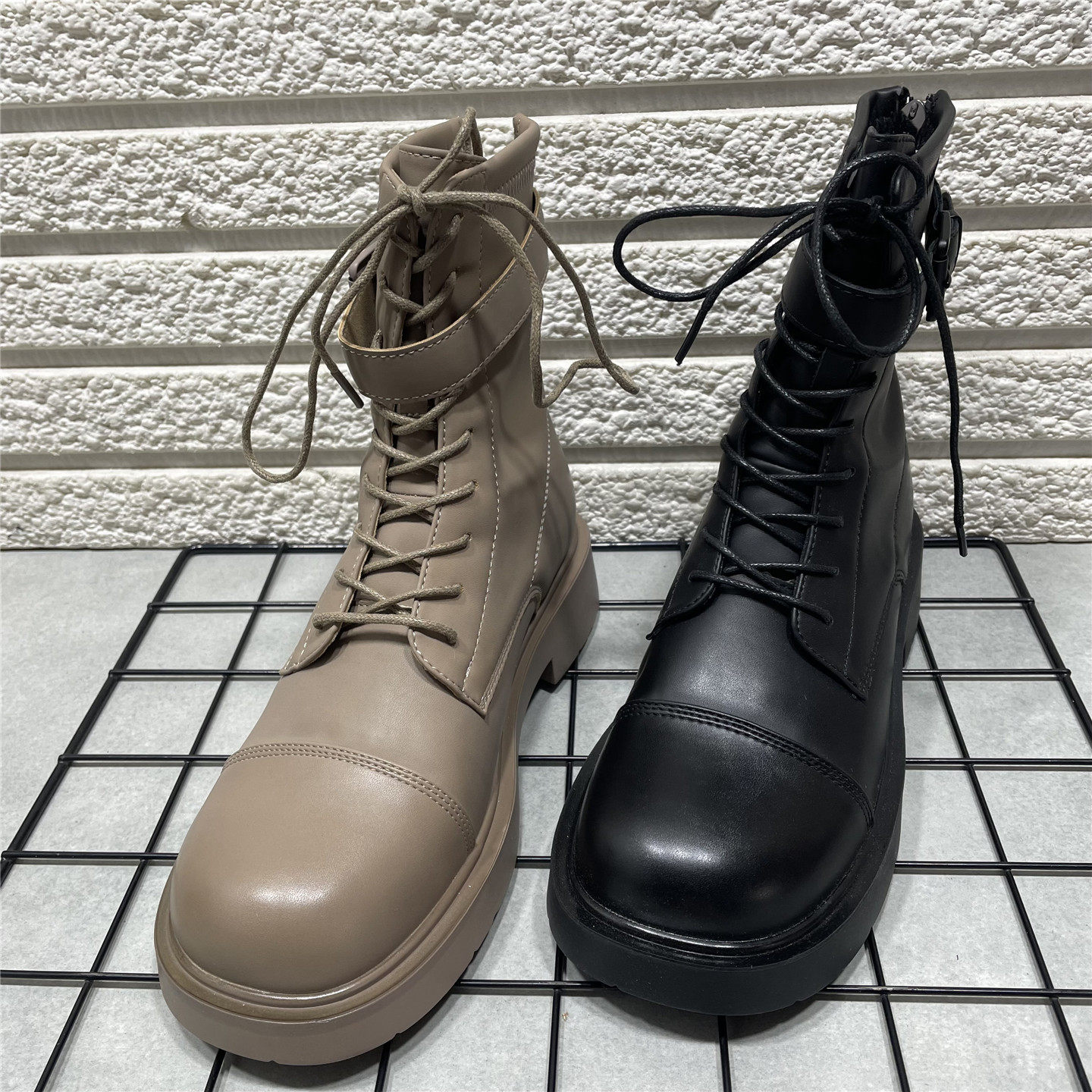 断码处理马丁靴女冬季新款短靴平底加绒系带百搭35小码机车骑士靴