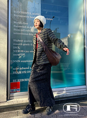 一条迎春裙 高货！德国进口浮雕玫瑰花显瘦小黑裙 高腰松紧鱼尾裙