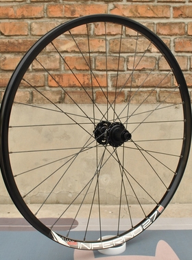 700c多日长途旅行单后轮组太阳车圈koozer 450花鼓sapim辐条