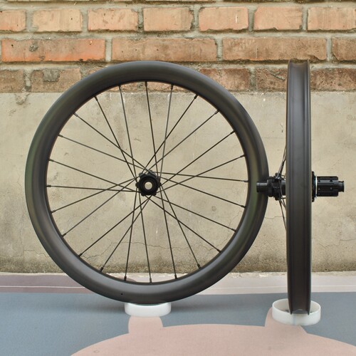 轱辘哥406碳瓜轮bikefriday ap，tqiqt适配，协达扁辐条24内宽圈