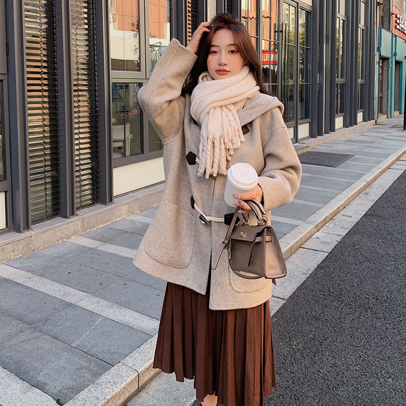 【春季新款现货】2023春装牛角扣连帽毛衣外套2288-P175K258，女装毛呢外套，浙宝296A