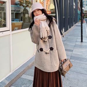 【新款现货】2023秋冬牛角扣连帽加厚毛衣外套2288-P170K258，女装毛呢外套，浙宝296A