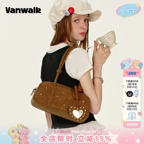 VANWALK/出走小众设计铆钉法棍包