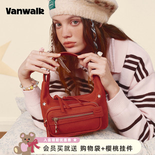pony新款 女生波点单肩斜挎包高级感红色皮包手提包 lucky VANWALK