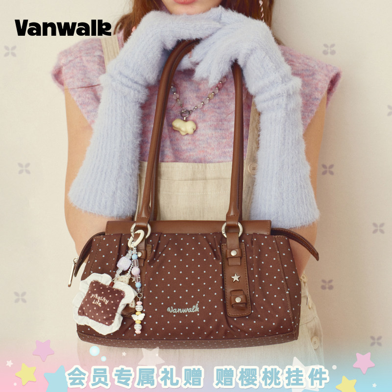 VANWALK/出走女款休闲波点单肩包图片