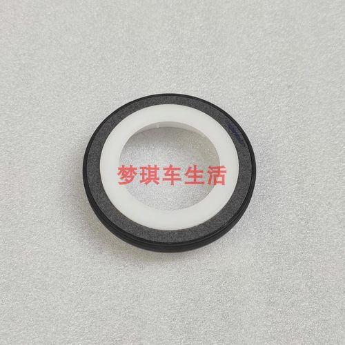 适用于广西柳工康明斯发动机QSL9.3原厂配件曲轴前油封G3968562