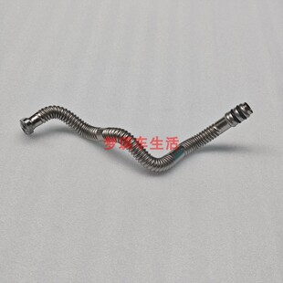 适用于福田康明斯发动机ISF3.8 ISF4.5增压器回油管5257527F