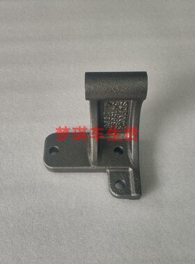 适用于广西康明斯发动机QSL9.3配件充电机支座发电机支架G3415692