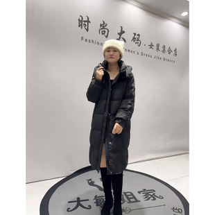 芮娜依莲9886冬新款加肥加大码女装胖妹妹显瘦减龄连帽长款羽绒服