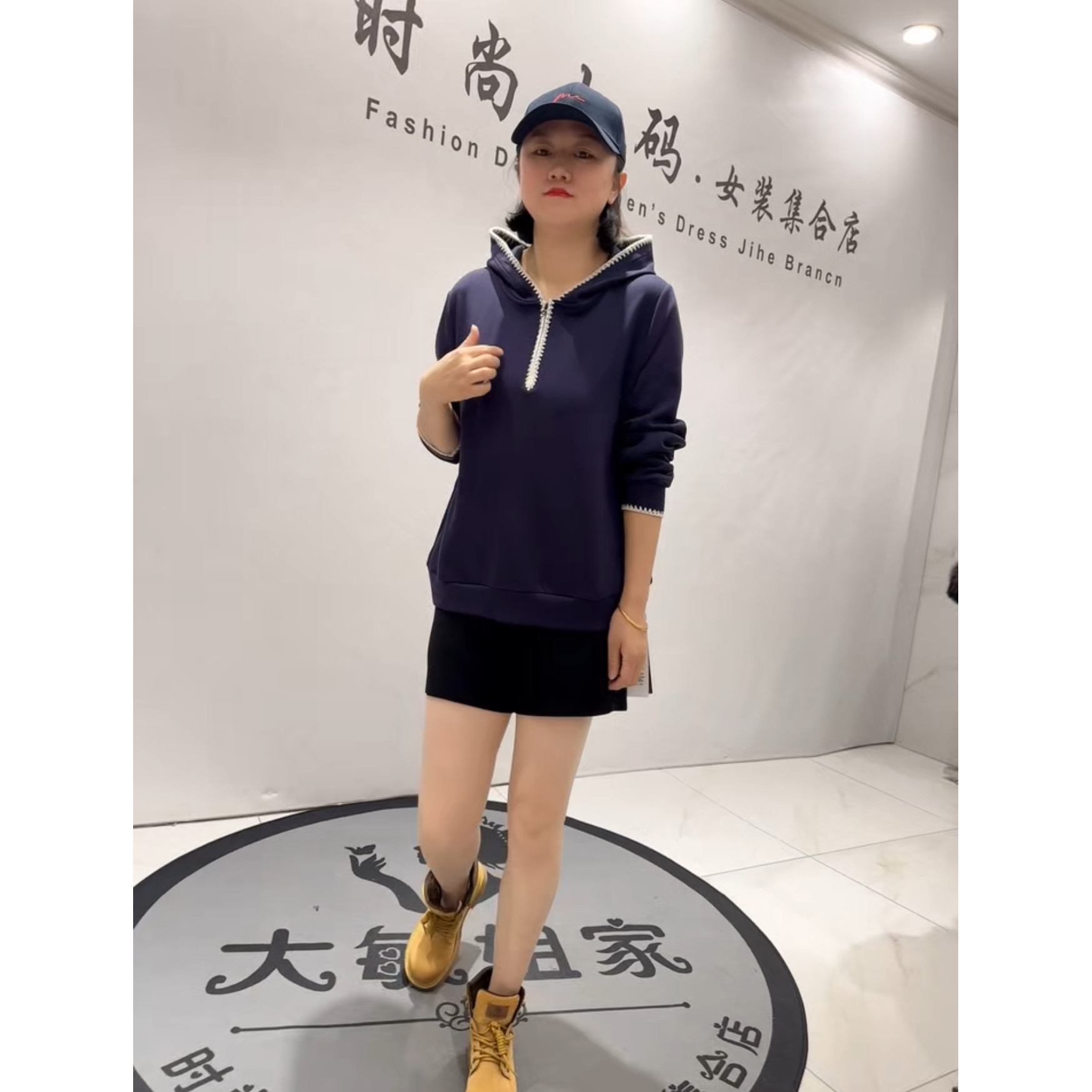 4146针丝缘子汇2026春季新款加肥加大码女装通勤立体剪裁连帽卫衣