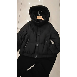 芮娜依莲9663冬新款加肥加大码女装胖妹妹显瘦减龄连帽羽绒服外套
