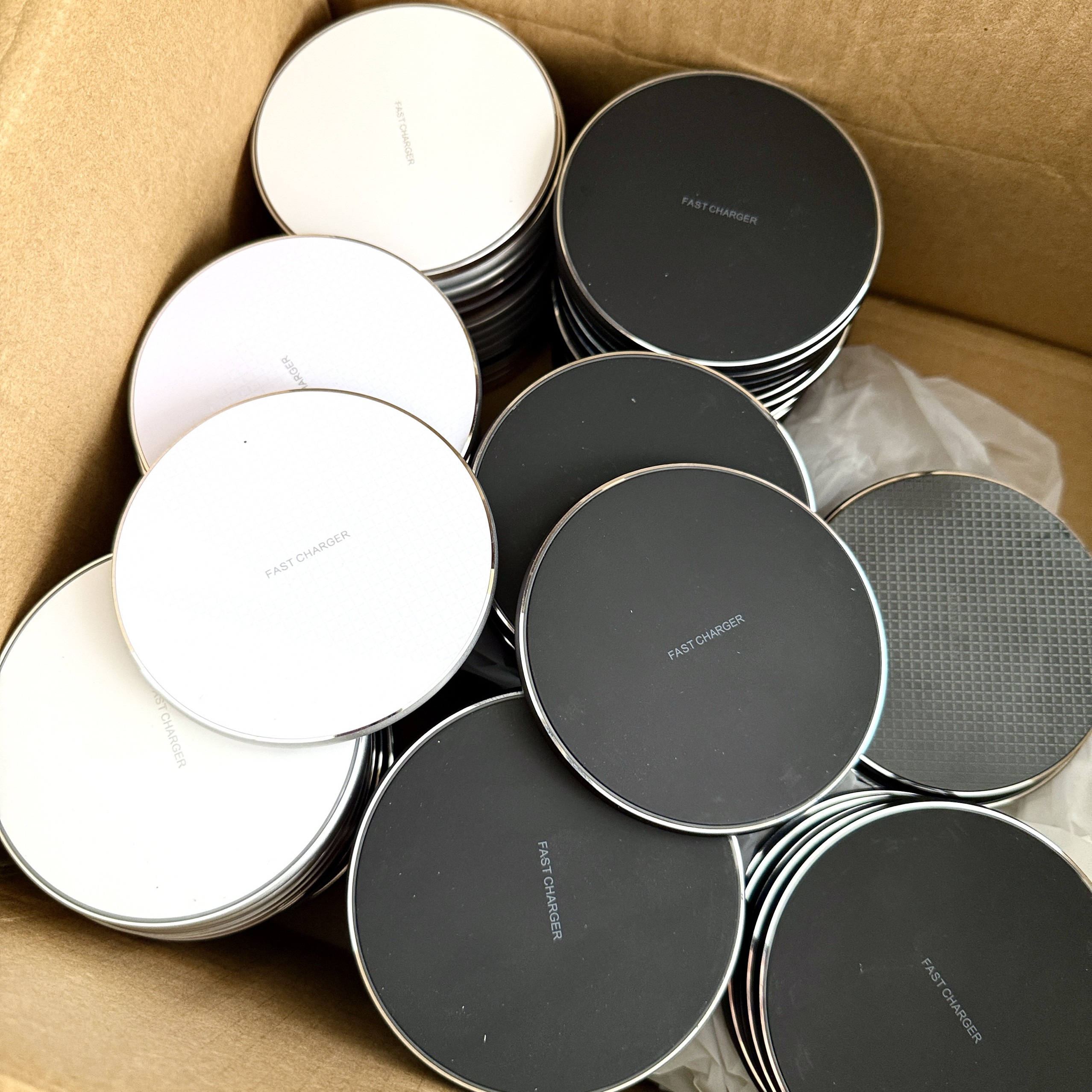 15W无线充C口金属底壳