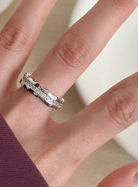 女925纯银大气镶钻戒指