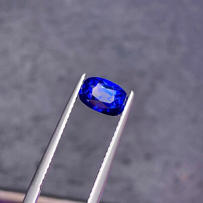 新货2.11克拉天然皇家蓝宝石戒面