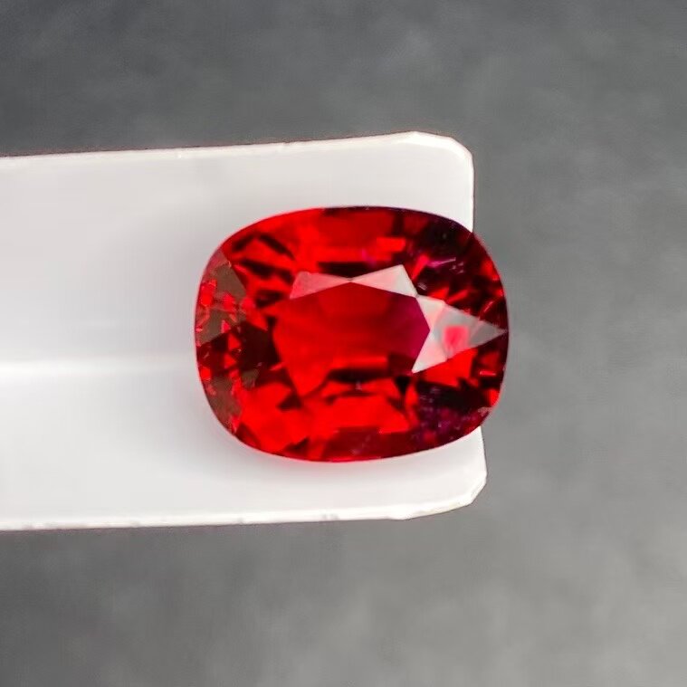 新货8.17克拉天然鸽血红碧玺卢比来戒面裸石宝石红色椭圆形彩宝