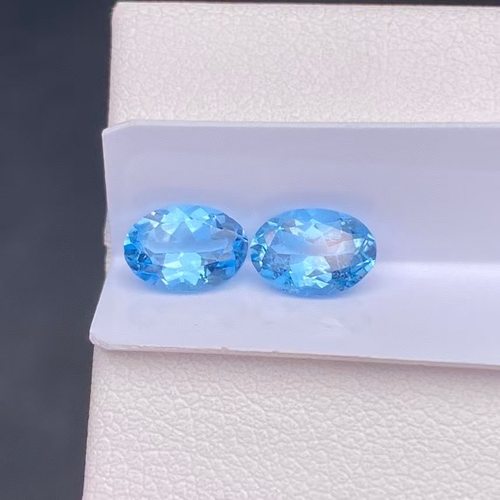 天然海蓝宝石耳钉料1.42克拉