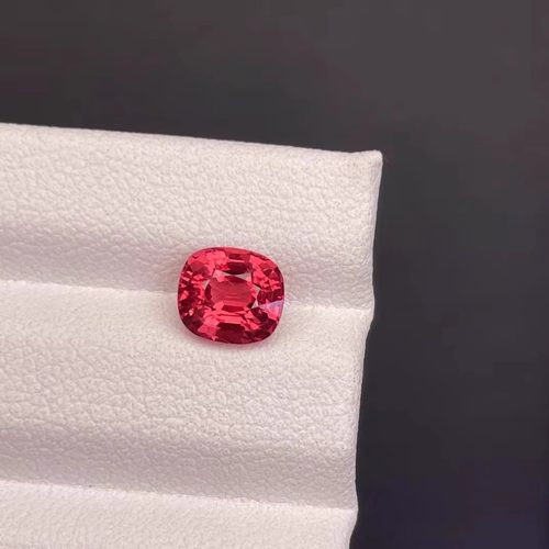 天然缅甸尖晶石裸石彩宝戒面