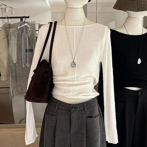 漂亮肌理感一字领气质针织打底衫