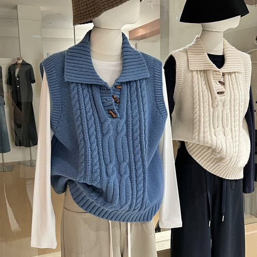 麻花针织马甲背心牛角扣翻领厚款