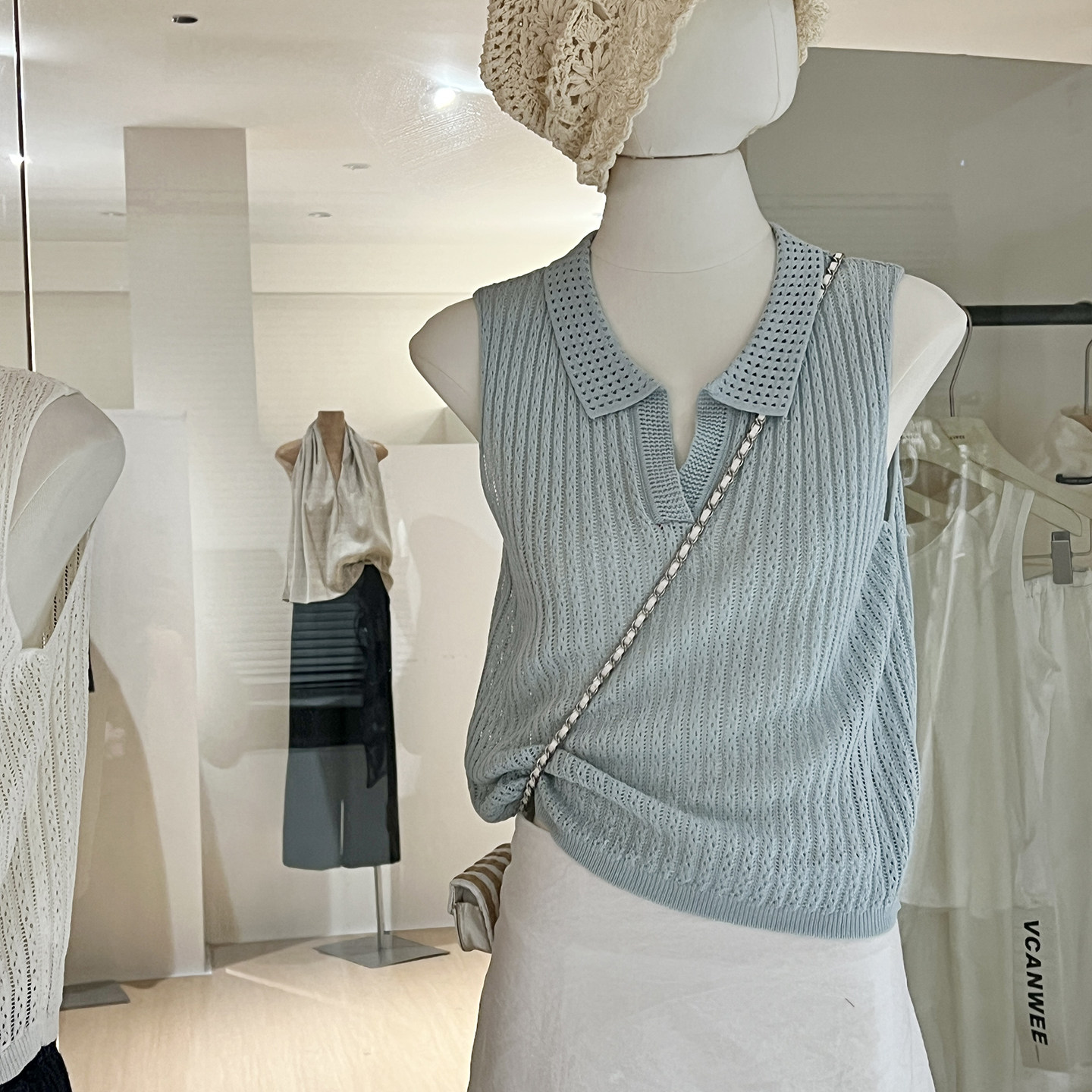 polo翻领蓝色针织镂空背心女夏季薄款短款韩版度假风外穿无袖上衣