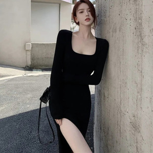 辣妹纯欲系连衣裙女2026秋季新款黑色开叉性感过膝中长款方领裙子