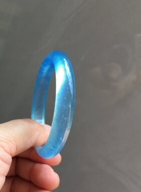 天然海蓝宝手镯 晶体通透 圣玛利亚蓝色 内径59毫米 重41.2克