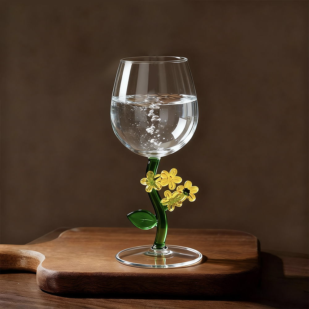 高档植物系花朵玻璃高脚杯