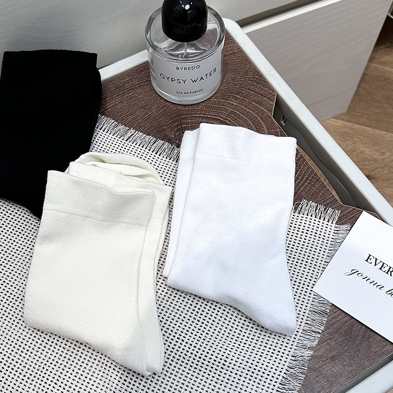 JK制服纯色薄款中筒袜东京岁时记