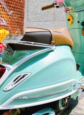 原厂正品维斯帕vespa 春天冲刺150 GTS300 后保险杠黑色电镀护杠