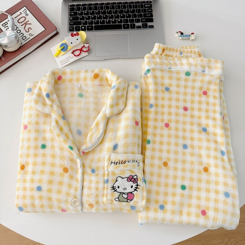 法兰绒睡衣女秋冬季保暖珊瑚绒波点KT猫学生少女宽松冬款家居服套