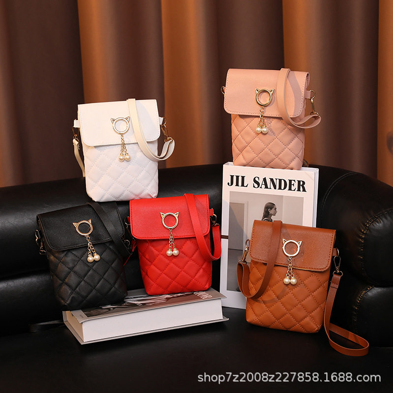 2024流行珍珠吊坠小方包mini bags时尚百搭斜跨单肩包潮流手机包,运动包/户外包/配件,挎包/拎包/休闲包,淘宝优惠券,粉丝福利购,淘宝优惠卷