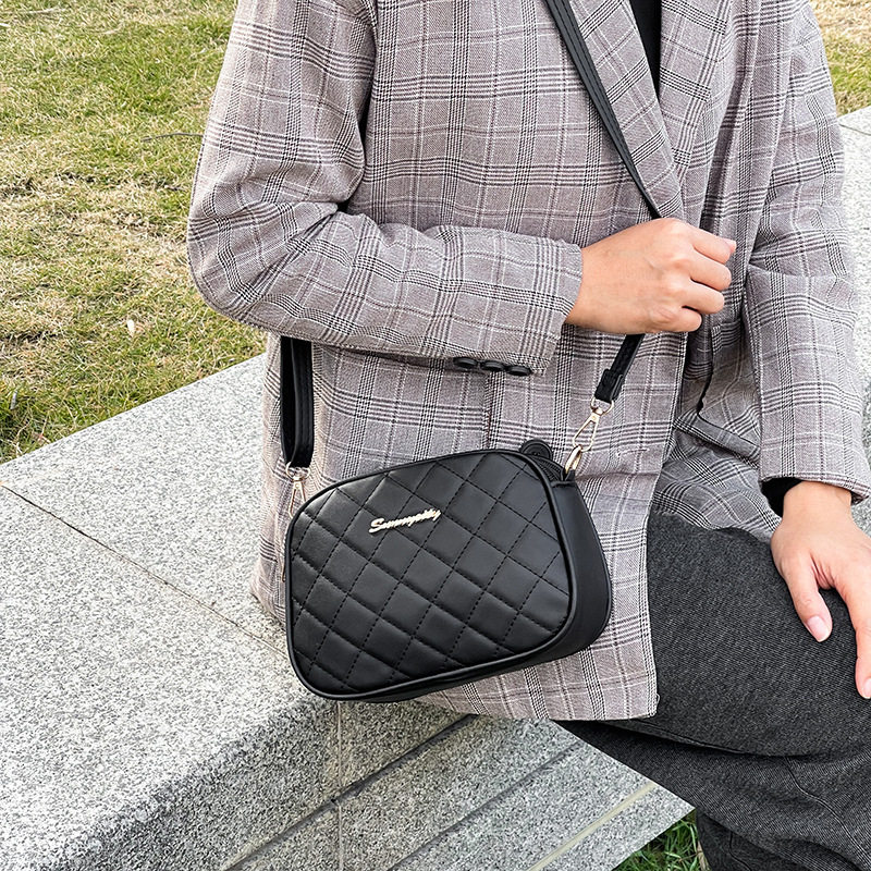 2024新款菱格挎包女单肩包大容量双拉链设计绣花相机包ladies bag,运动包/户外包/配件,挎包/拎包/休闲包,淘宝优惠券,粉丝福利购,淘宝优惠卷