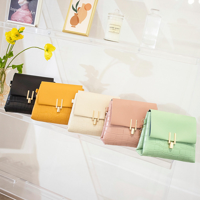 女士包包2022春新款链条时尚鳄鱼纹小方包潮流单肩斜挎包一件,运动包/户外包/配件,挎包/拎包/休闲包,淘宝优惠券,粉丝福利购,淘宝优惠卷