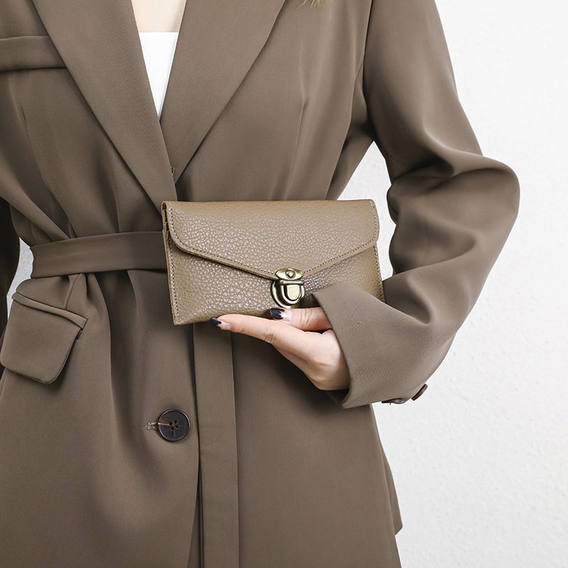 2024跨境钱包女长款软皮两折多卡位简约荔枝纹灰色小圆锁复古包包