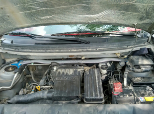 防倾稳定车身强化利亚纳A6 前顶吧 改装 铃木利亚纳顶吧平衡拉杆