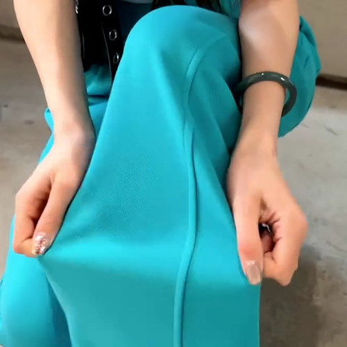 加绒加厚秋冬宽松直筒卫裤女