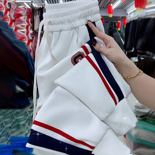 撞色拼接小个子白色休闲束脚薄款运动裤女春季款舒适纯棉九分裤
