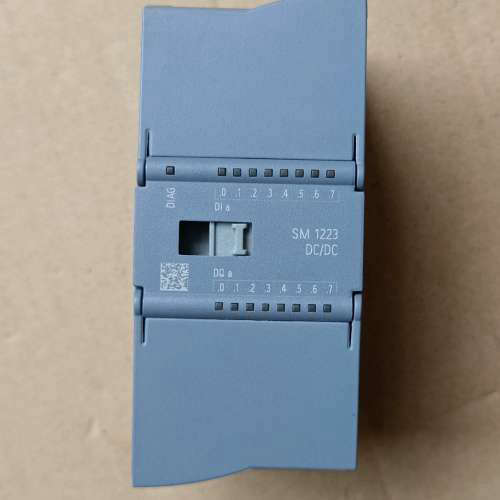 全新原装6ES7 223-1BH32-0XB0实物图拍摄99新