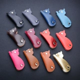 Креативный милый мультяшный брелок подходит для мужчин и женщин, кожаная ключница, простой и элегантный дизайн