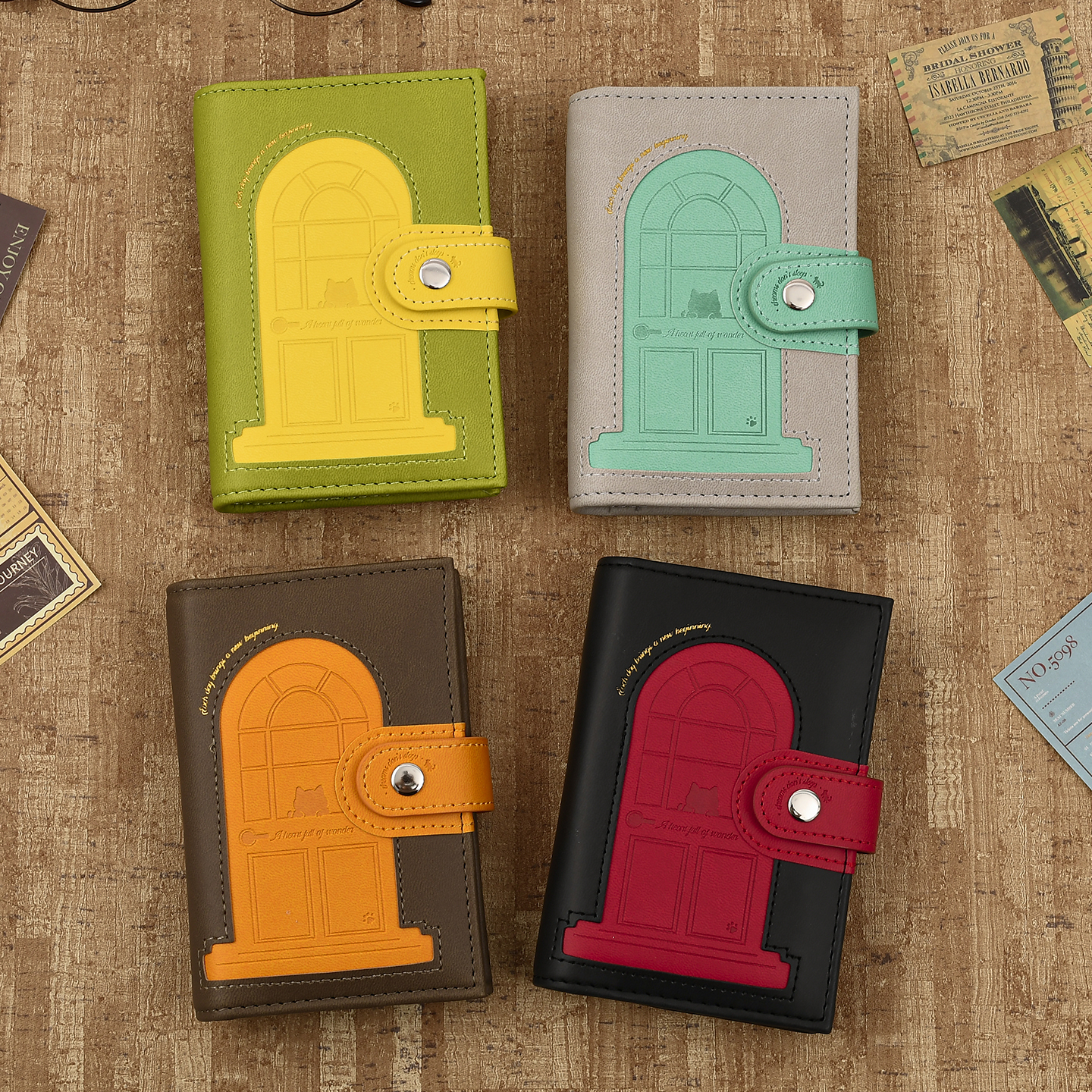 伊莎儿探头小猫皮面手账本