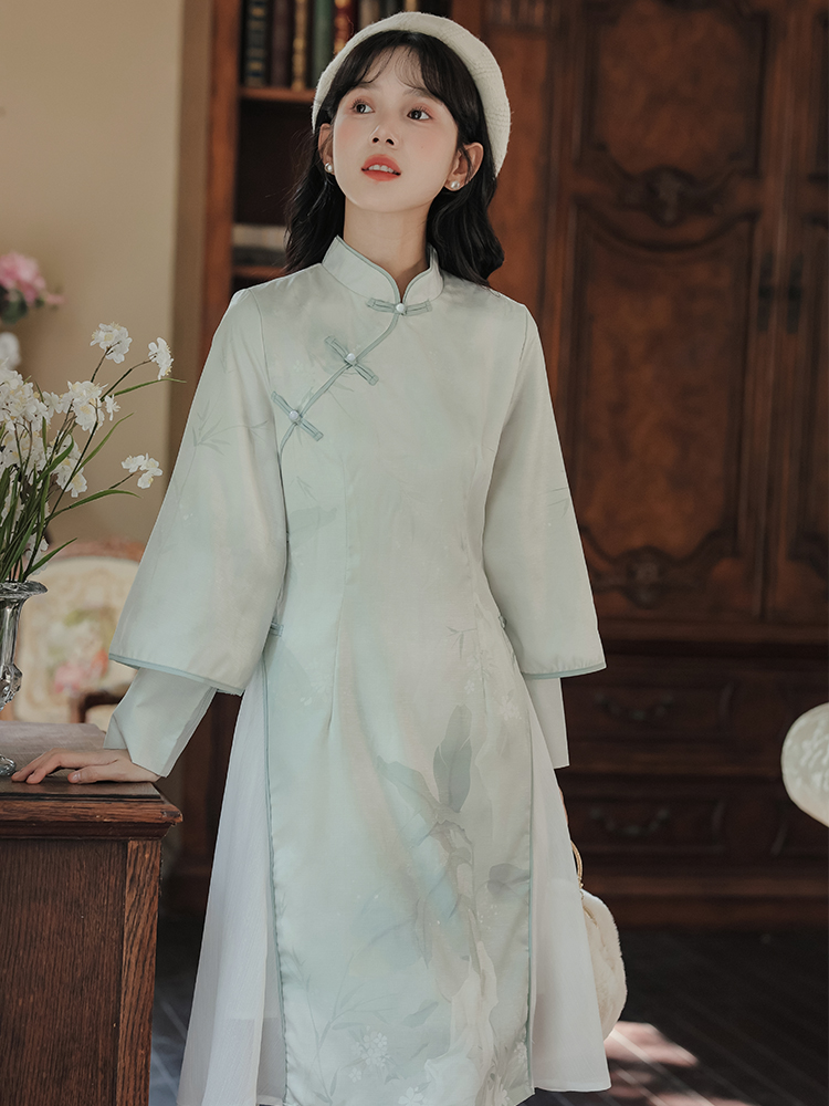 Retro trench coat, cheongsam, set, elegant advanced dress, demi-season jacket, long sleeve, high-quality style Retro trench coat, cheongsam, set, elegant advanced dress, demi-season jacket, long sleeve, high-quality style