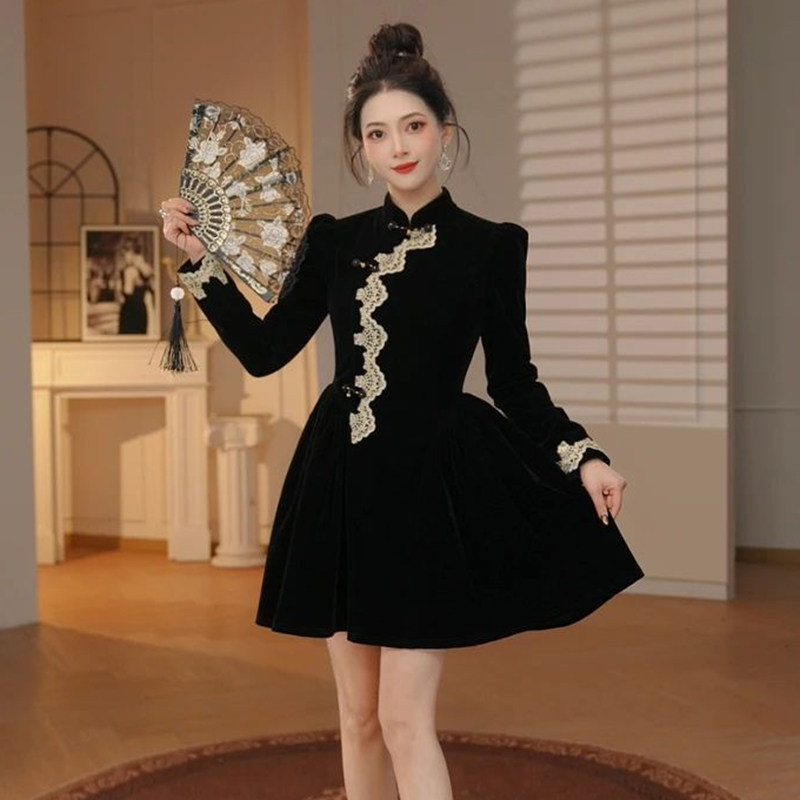改良旗袍连衣裙年轻款女秋冬新中式立领减龄显瘦名媛风黑色a字裙