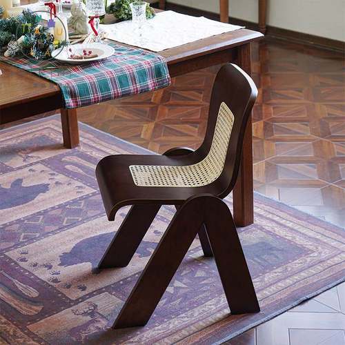 马卡鲁北欧实木中古藤编椅家用靠背椅咖啡厅法式复古网红ins椅子