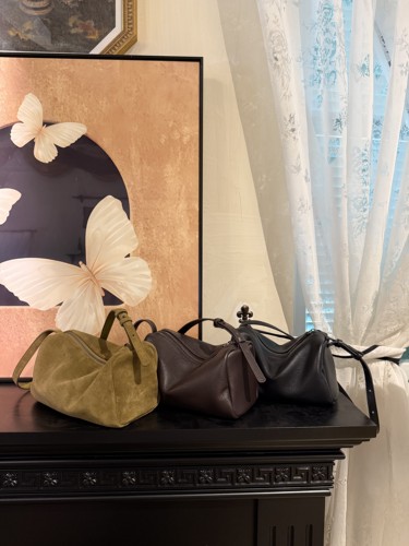 【慕懿时袋】2025新款秋冬真皮麂皮单肩斜挎包枕头包917